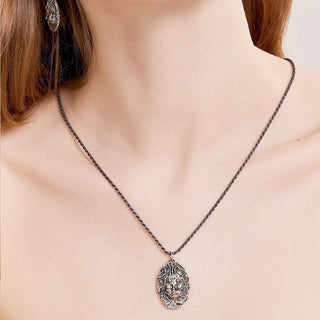 Design Mechanical Hime Vintage-Style Necklace